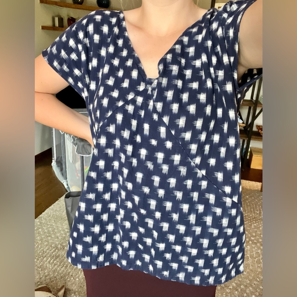 Esby tunic size XS